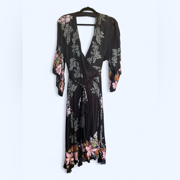 NWT Free People Black floral embroidered cocktail hour wrap dress S - Picture 2 of 7